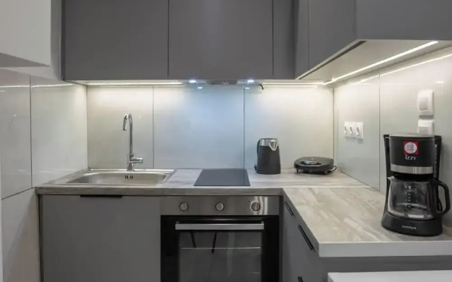 Pagrati Studio New Chic and Central