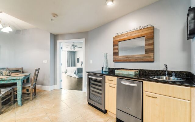 Crc1008 2 Bedroom Condo