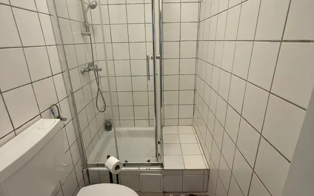 Comfy 2BR Apt Westbahnhof Area