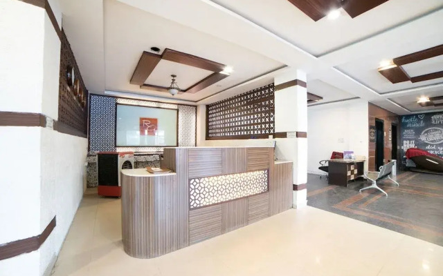Capital O 45597 Hotel Riya Grand