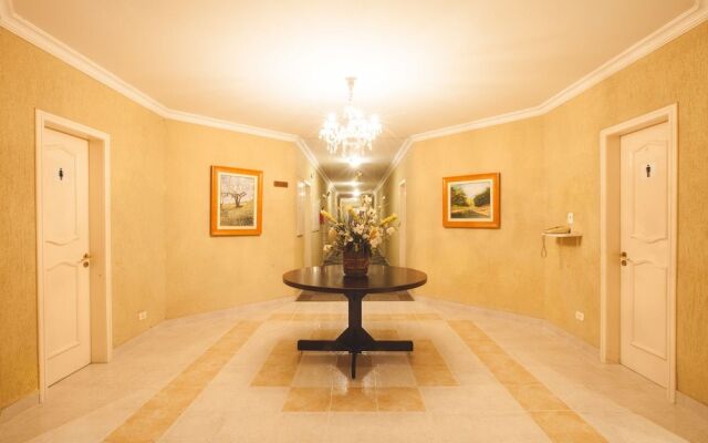 Hotel Curitiba Palace Slim