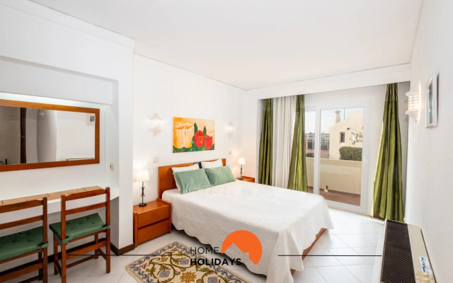 #015 Vila Buganvilia Center city Beach