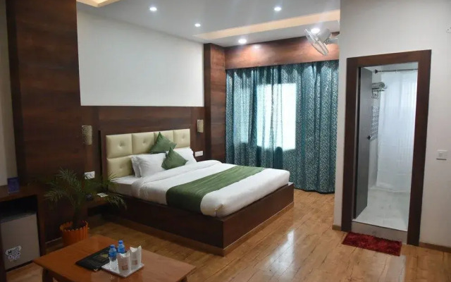 Hotel Dewan Palace Dharamshala