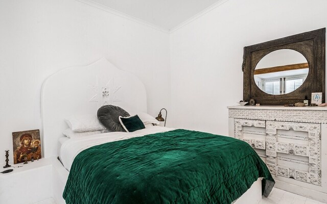 Your Luxury Escape - Bisque House
