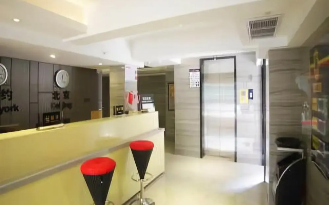 Super 8 Hotel
