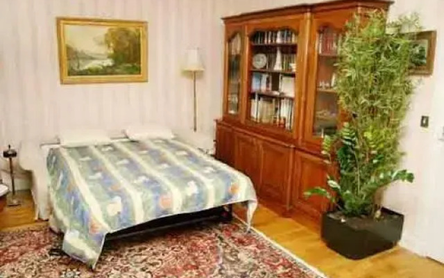 Two-Bedroom Apartment Montmartre (121)