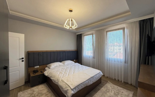 Güven Palace Suites