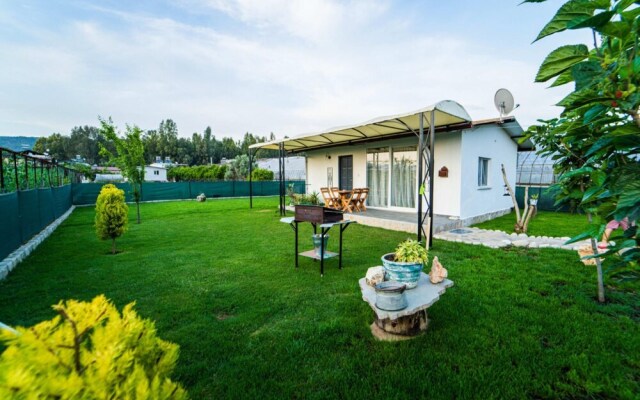 Dreamy House With Backyard Near Beach in Fethiye