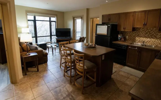 Two Bed Two Bath Corner Unit #432