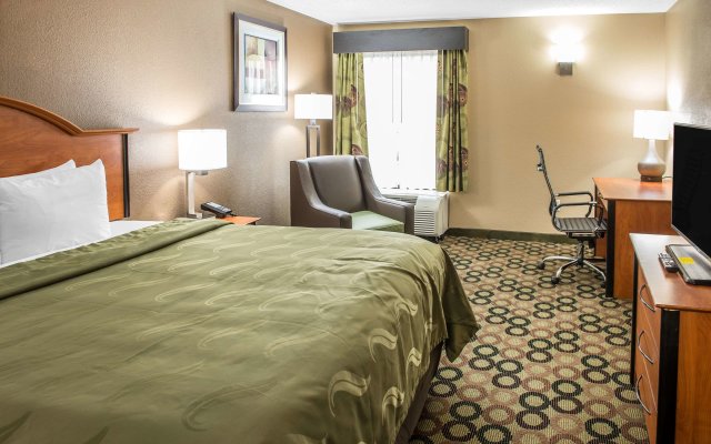 Quality Inn & Suites Columbus West - Hilliard
