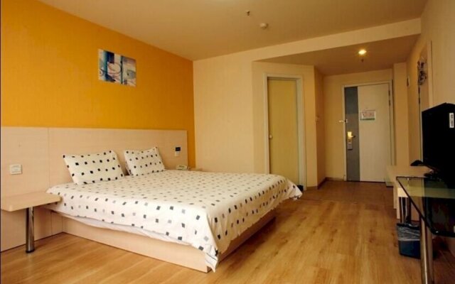 Eaka Hotel
