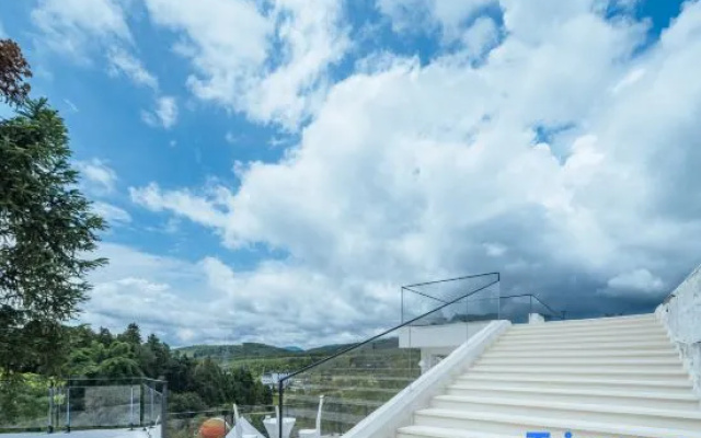 Tengchong Breeze and Courtyard Natural Hot Spring Homestay – Outside – Baoshan