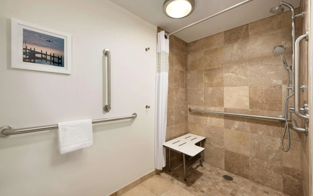 Hampton Inn Appleton-Fox River Mall Area