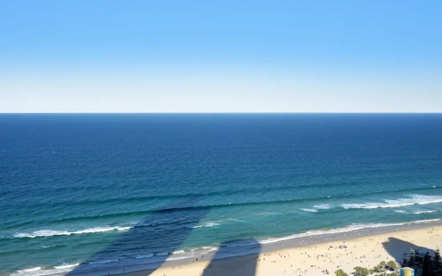 H Residences 2 Bedroom Ocean View in Surfers Paradise