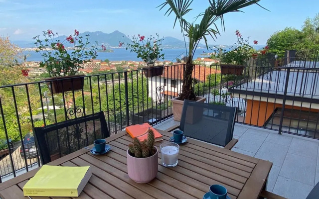 teresita in baveno with 3 bedrooms and 2 bathrooms