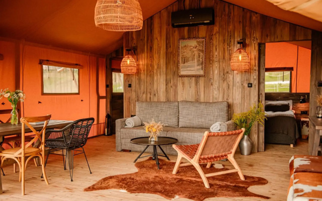 Głeboczek Vine Resort& Spa