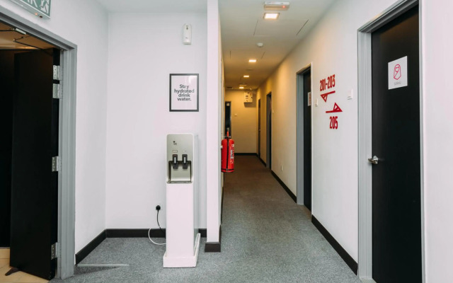 B Lot Hotel