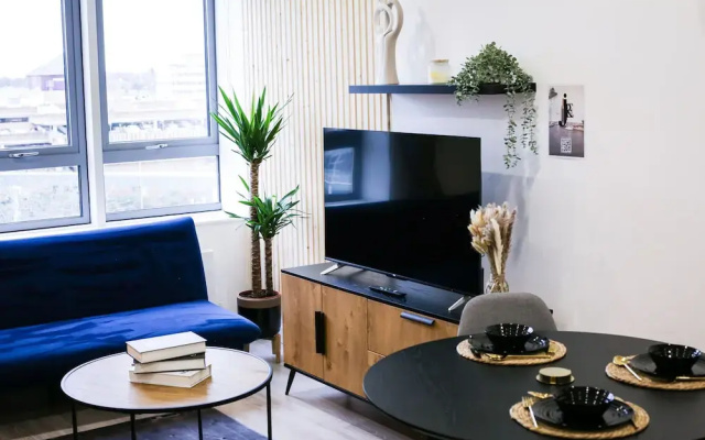 Cozy Luxury City Apartment in Central Bracknell
