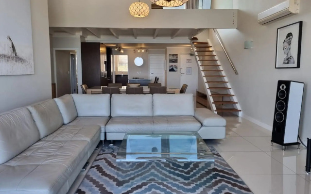 The Crystal - Spectacular sea Views in Camps Bay