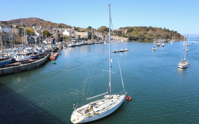 2 Morfa View