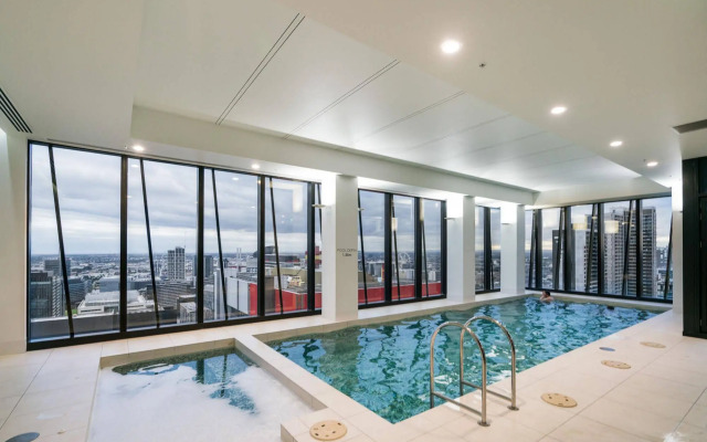 StayIcon Serviced Apartment On Collins