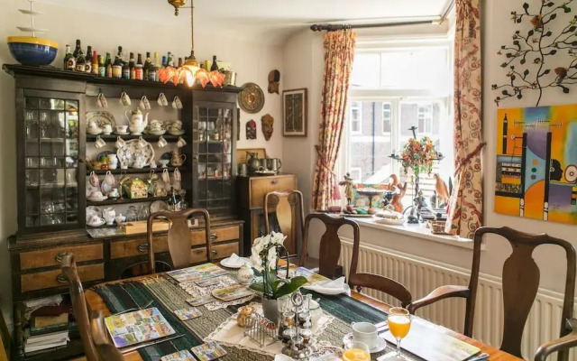 The Brick House Bed  Breakfast