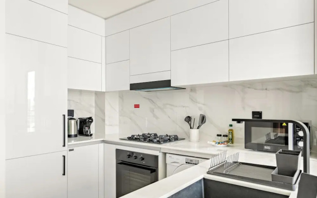 Silkhaus Binghatti Venus