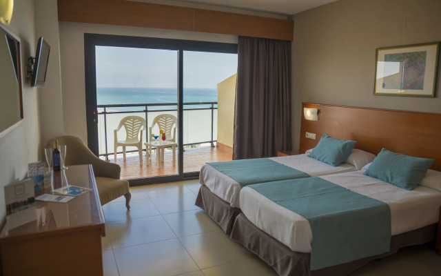 Hotel Puente Real