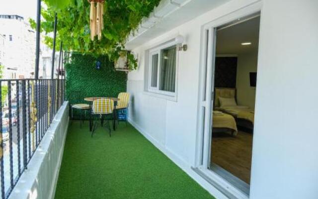 Taksim Neo Pera Suites