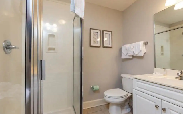 Phoenix Ix 1109 2 Bedroom Condo