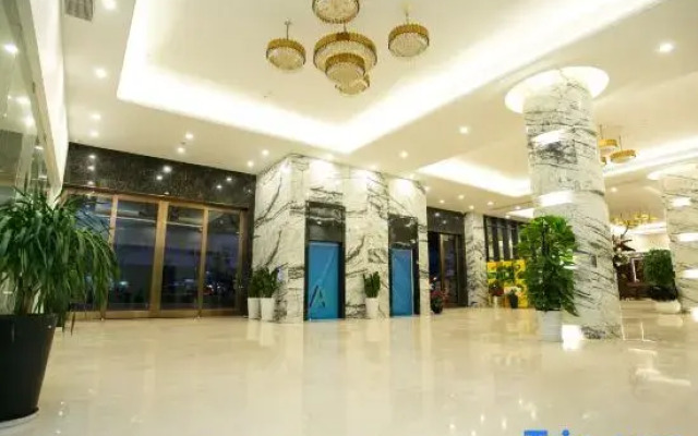 Zhuhai Art Exhibition International Hotel (Mingzhu Station Sam's Club)