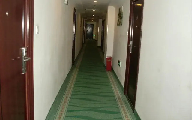 GreenTree Inn Shanghai Century Park
