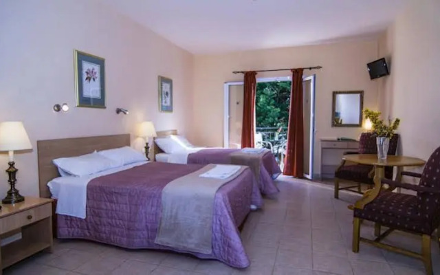 Olive Grove Studios & Apartments
