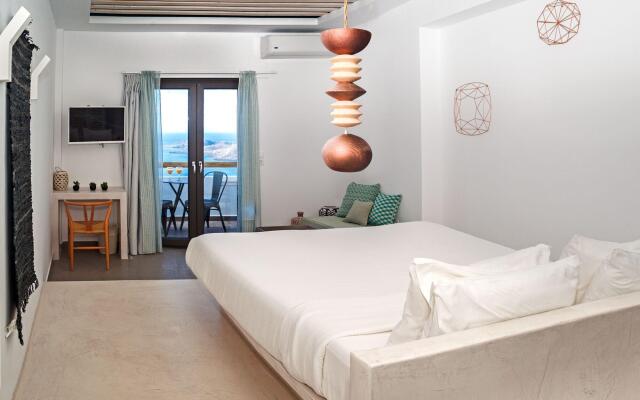 Amity Suites - Adults Only