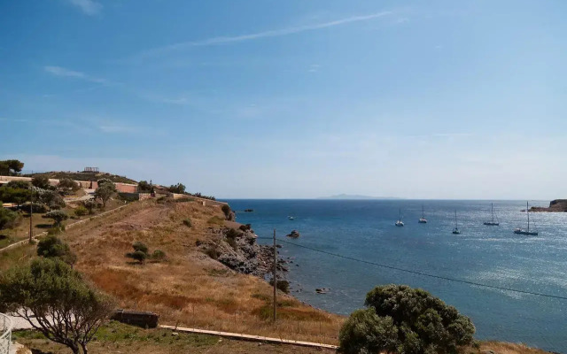 Poseidon Apartments & Villas By The Sea