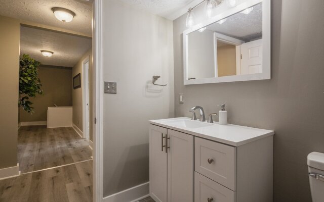 Newly renovated 4BR CozySuites