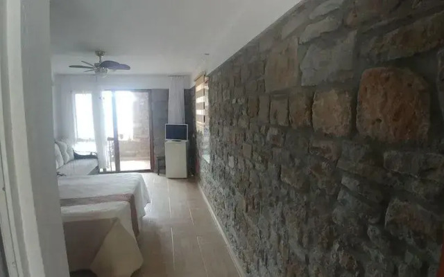 Kastro Konak Boutique Otel