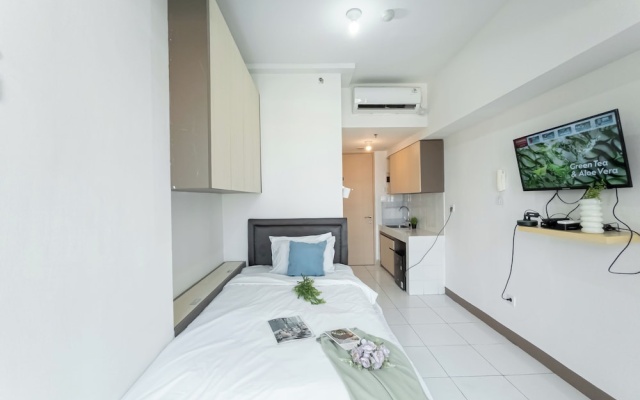 Comfy And Neat Studio At Tokyo Riverside Pik 2 Apartment Near Tokyo Hub – Guest Rooms – Jakarta