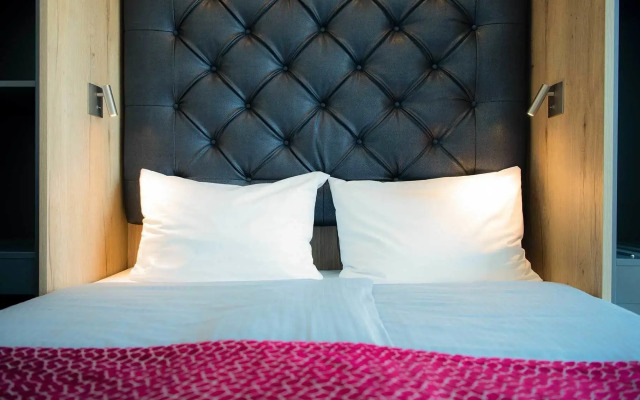 Munich Deluxe Hotel