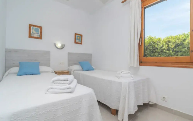 Villa Victoria in Cala en Porter