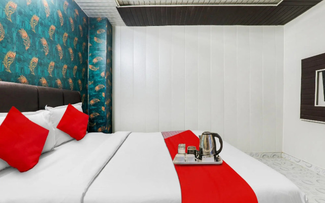 Flagship 93242 Hotel Comforties