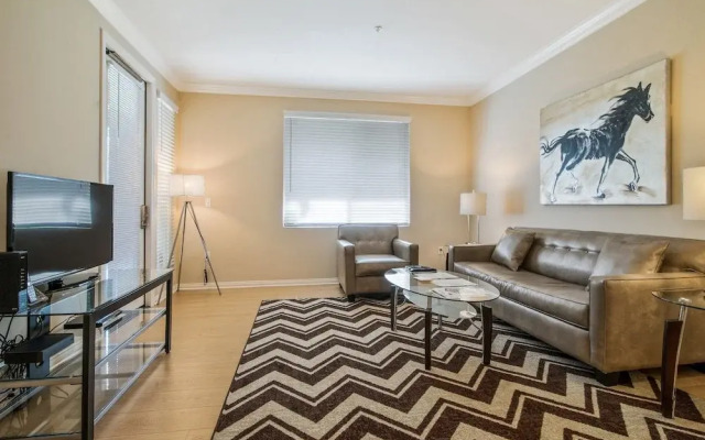 Global Luxury Suites at River Oaks Park