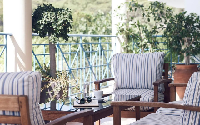 Pefki Islands Resort