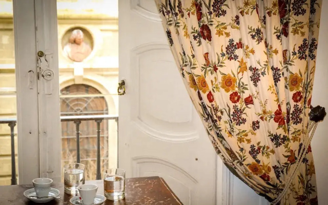 La Locanda dell'Arte-Piazza Dante