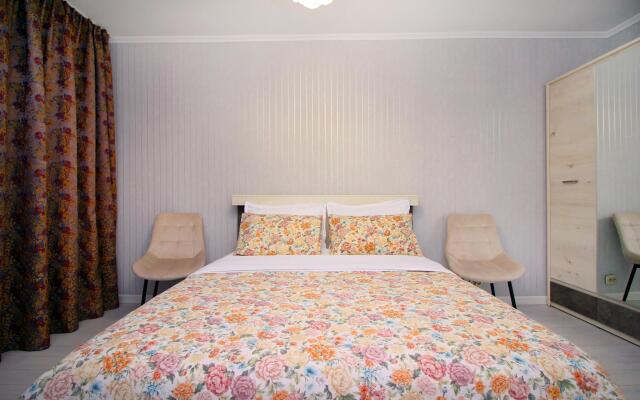 Apartments in the Samal microdistrict-3 11