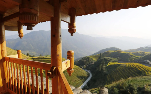 LongJi One Art Hotel