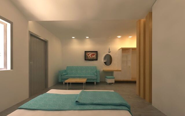 Deluxe Hotel Santorini