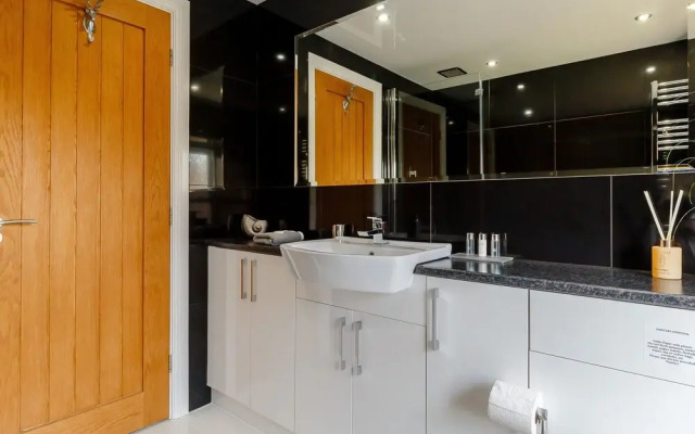 Queen Elizabeth Suite
