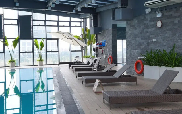 The Matrix One - Luxury free Gym & Pool