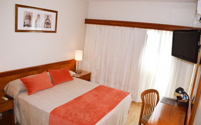 Hotel Solans Carlton